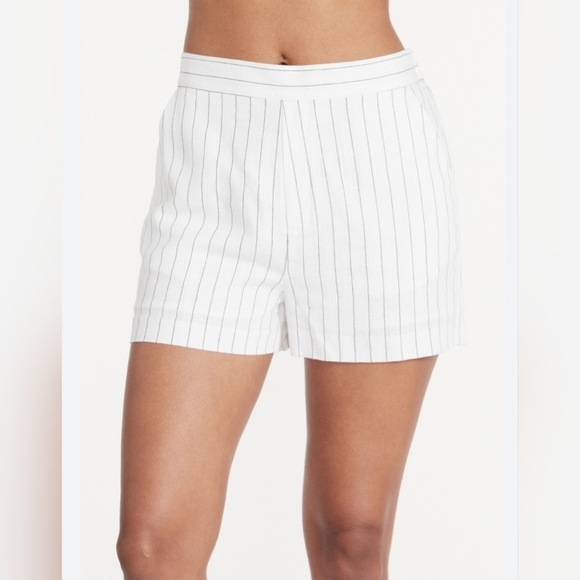 Steve Madden Jessa Linen-Blend White Striped Pull-on Shorts Size S - Picture 1 of 8